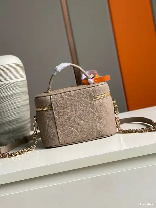 Cheap VANITY PM LOUIS VUITTON 0601
